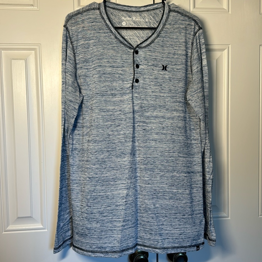 Men’s • Hurley henley long sleeve • Large